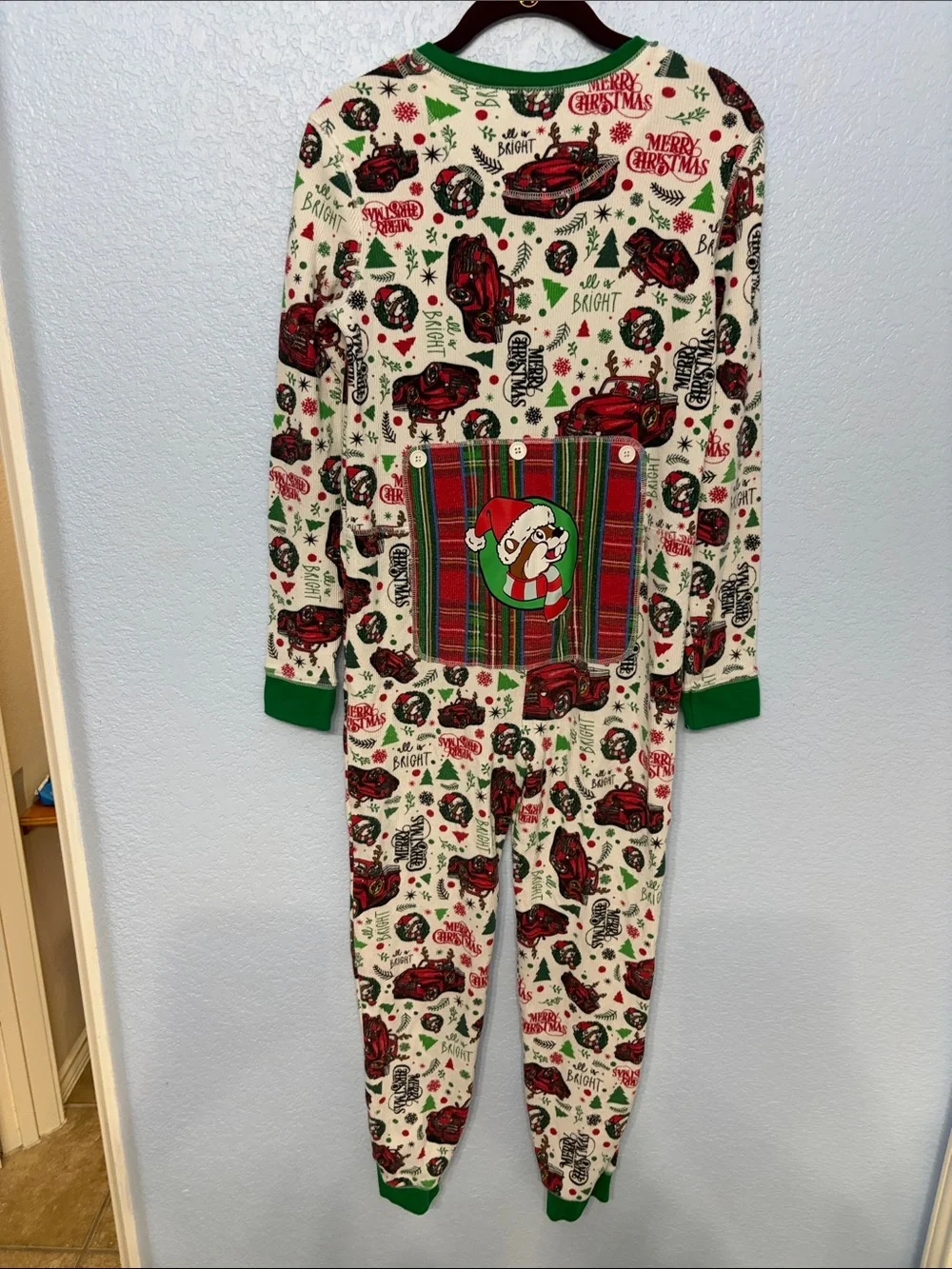 Buc-ee’s Holiday One-Piece Pajamas Bucee Christmas Truck Print Size YXL